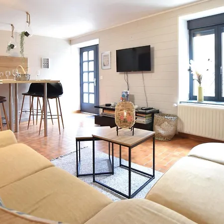Сasa de vacaciones 2 Bedroom Cozy In Manvieux